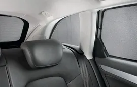Солнцезащитные шторки Audi Q7 (4L) для стекол задних дверей