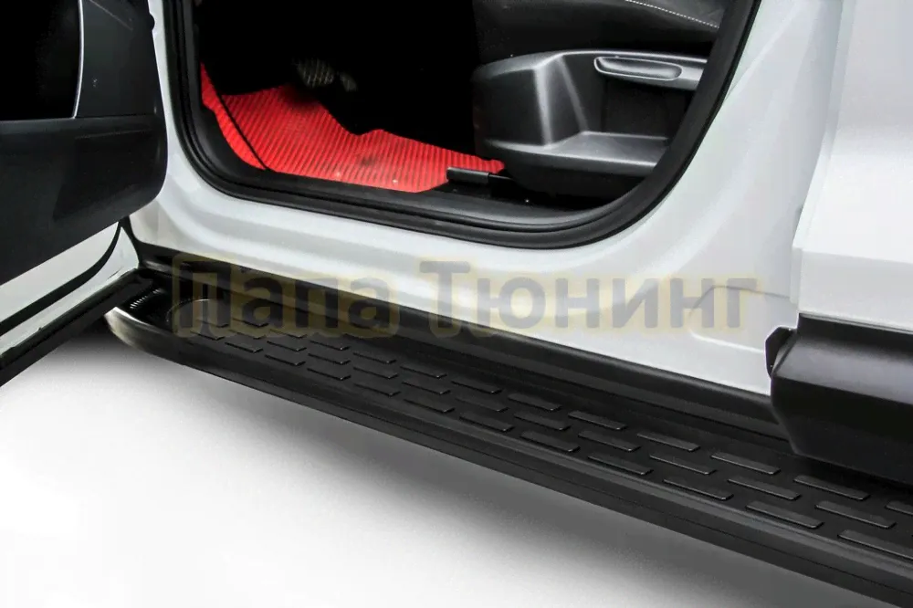 Пороги алюминиевые "Optima Black" 2100 черные Audi Q7 (2005-2015)