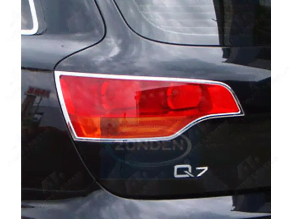Хром накладки на задние фонари для Audi Q7