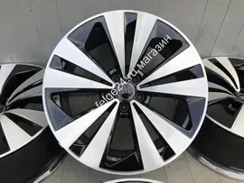 Новые оригинальные диски на Audi Q8 / Q7 4M R19