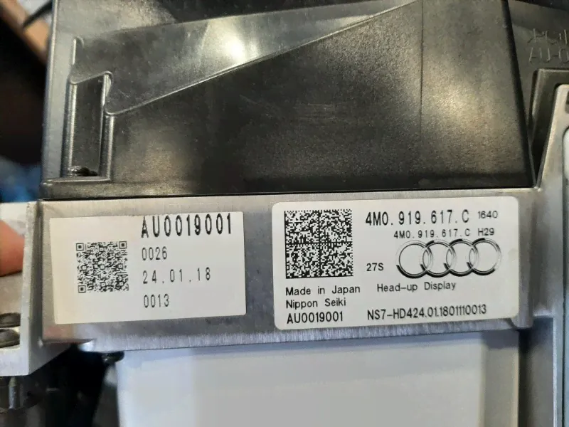 Проекция Audi Q7 2015-2023 4M 3.0 CRT 4M0919617C в Москве-0